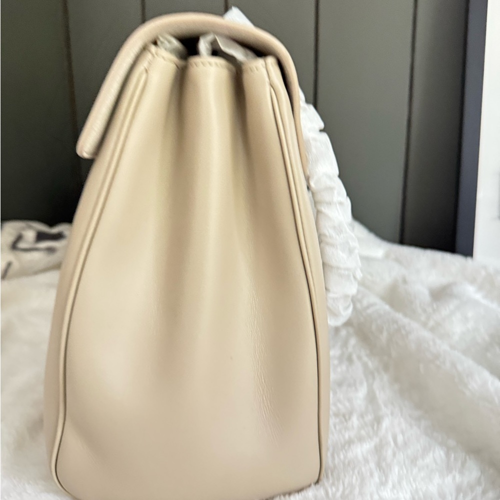 Celine Gray Leather Tote Bag with Gold Hardware - Picture 7 of 14